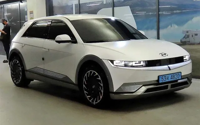 수원중고차할부구입 아이오닉 5 롱 레인지 4WD 매물 사진 14 - 2023/07 38,147km